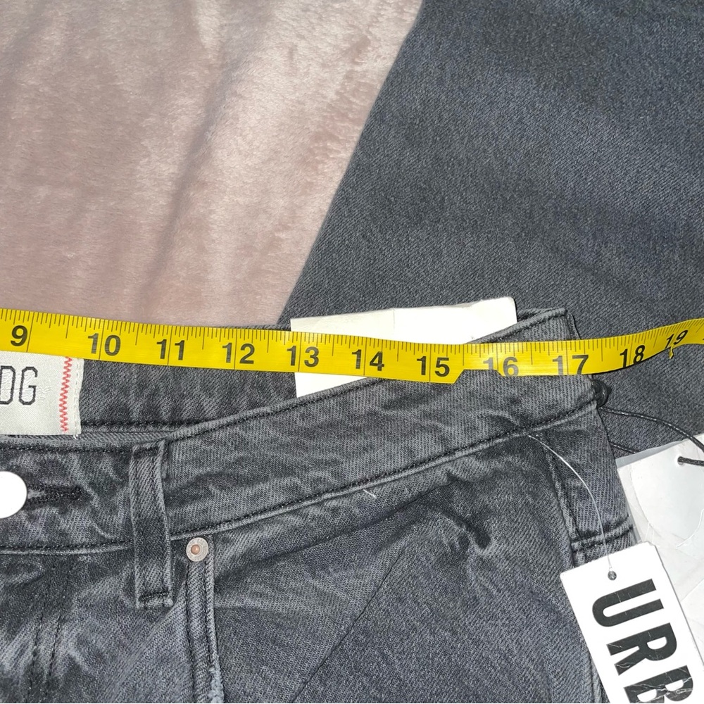 BDG tapered baggy high rise Jean size 32/L31/1/2 - Picture 9 of 12